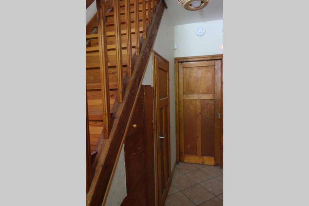 Вилла Chey Mybam, Agreable Maison Au Centre De Селеста Экстерьер фото